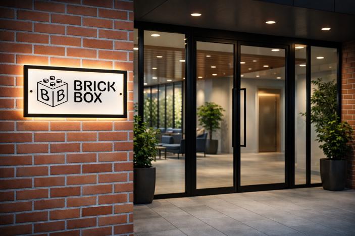 Szyld LED na wymiar z Twoim logo – efekt HALO